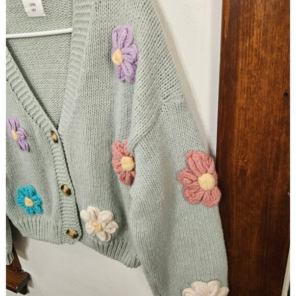 Luna Ivy Anthropologie Knit Puff 3D Crocheted Flower Cardigan Women’s Size Small - Picture 2 of 8